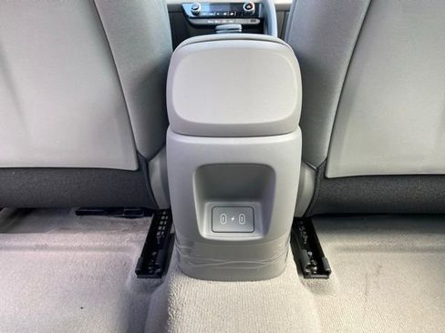 New 2025 Hyundai Elantra Sport FWD image 28