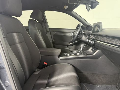 Used 2024 Honda Civic Sport image 10