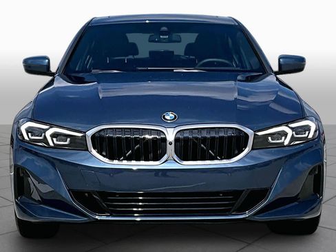 Used 2025 BMW 330i Sedan RWD image 3