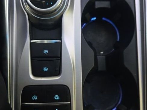 Used 2020 Ford Explorer Limited w/ Class III Trailer Tow Package image 31