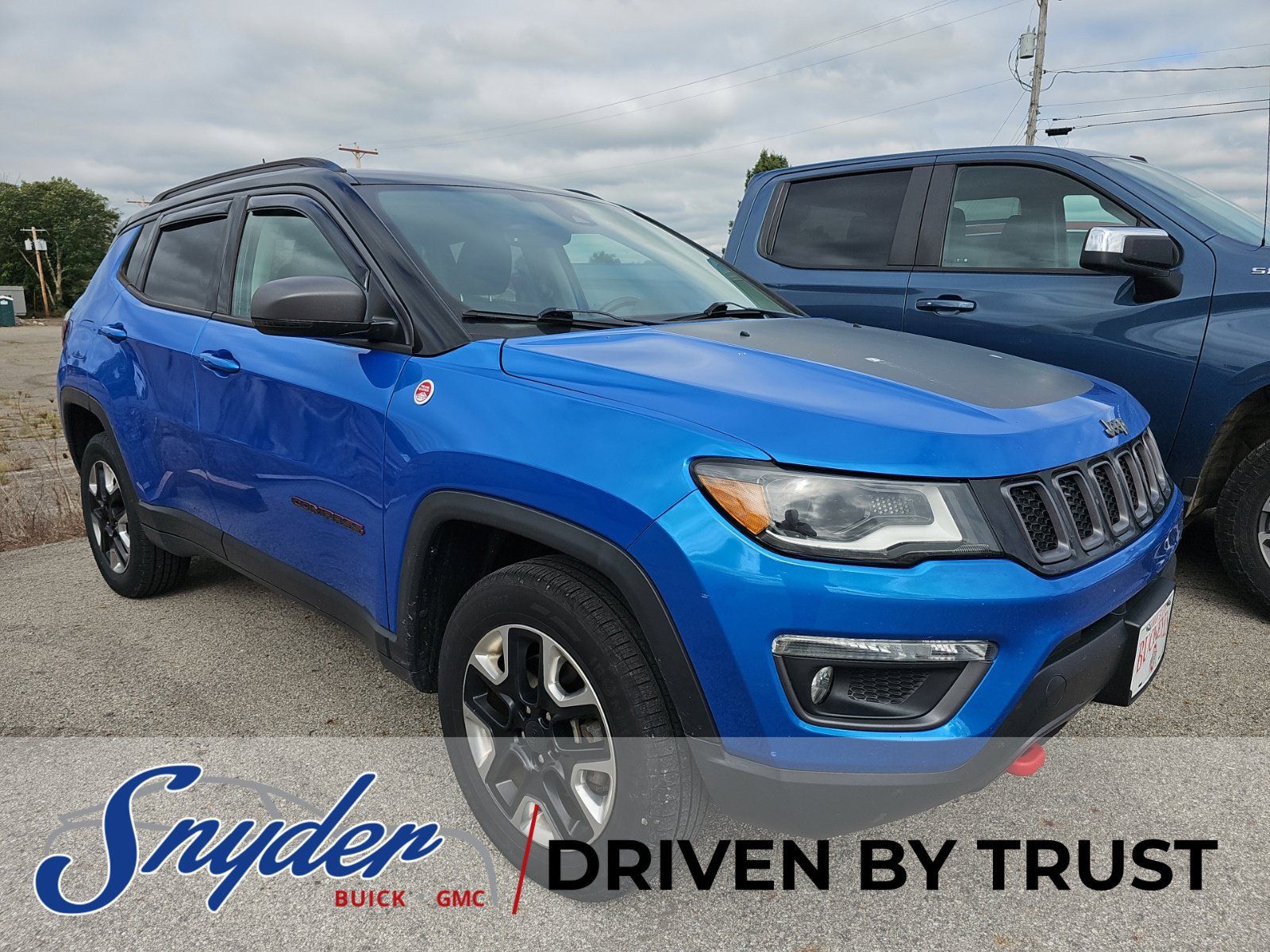 Used 2018 Jeep Compass Trailhawk AWD/4WD image 10