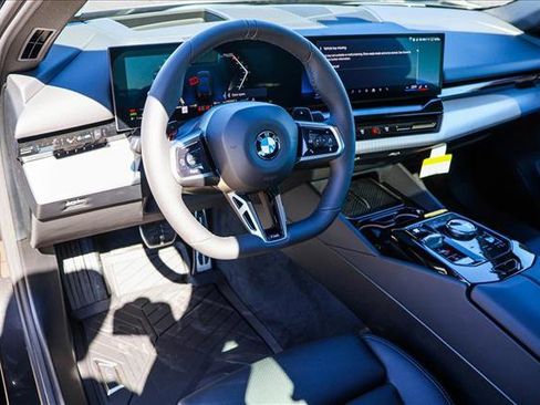 New 2026 BMW 530i xDrive w/ M Sport Package AWD/4WD image 10