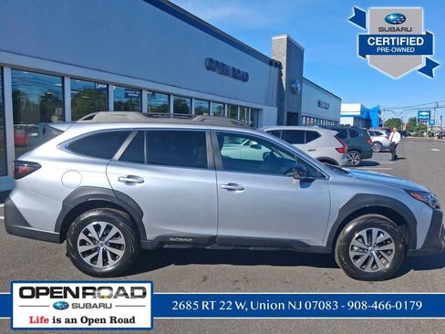 Certified 2025 Subaru Outback Premium AWD/4WD image 5
