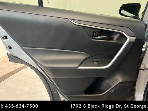 Used 2024 Toyota RAV4 LE image 18