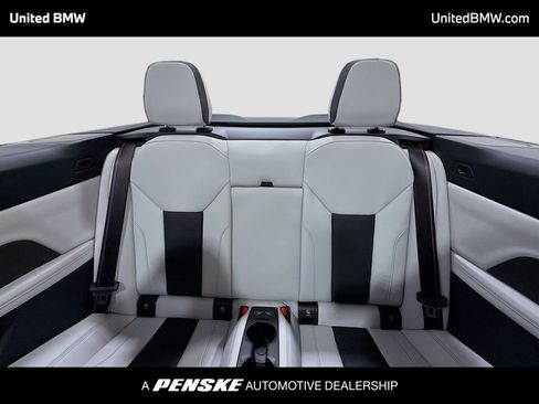 Used 2022 BMW M4 xDrive Competition image 12