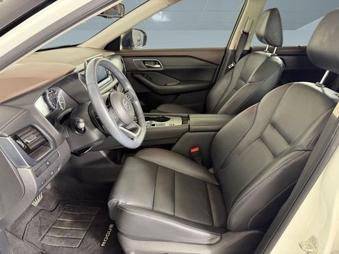 Used 2021 Nissan Rogue SL FWD image 5