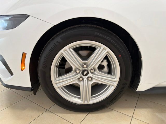 Used 2026 Ford Mustang Premium RWD image 26