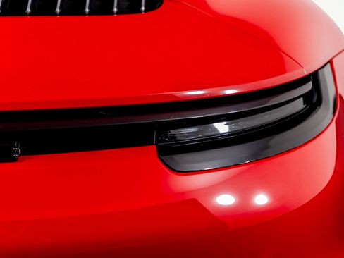 Used 2020 Porsche 911 Carrera 4S w/ Sport Package image 13