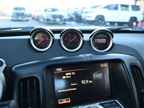 Used 2014 Nissan 370Z Touring w/ Sport Package image 18