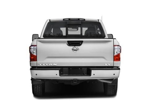 Used 2022 Nissan Titan SV AWD/4WD image 5