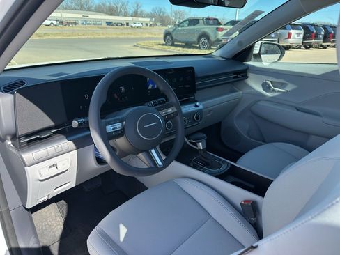 New 2026 Hyundai Kona SE image 12
