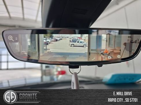 Used 2020 GMC Sierra 1500 Denali w/ Denali Ultimate Package AWD/4WD image 35