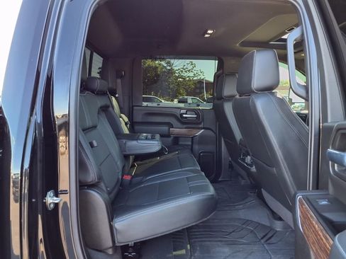 Used 2023 Chevrolet Silverado 2500 High Country w/ Z71 Off-Road Package AWD/4WD image 31