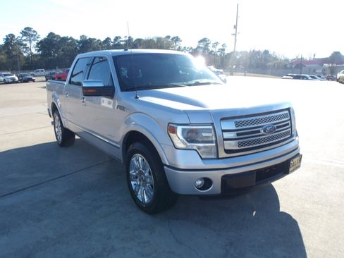 Used 2014 Ford F150 Platinum image 4