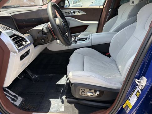 Used 2023 BMW XM AWD/4WD image 18