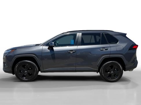 Used 2024 Toyota RAV4 XLE FWD image 2