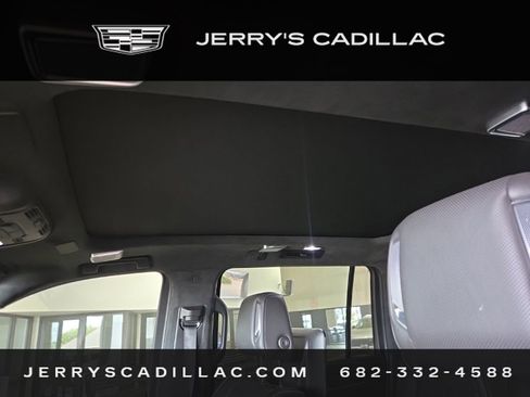 Used 2023 Cadillac Escalade ESV Sport Platinum w/ LPO, ONYX Package image 8