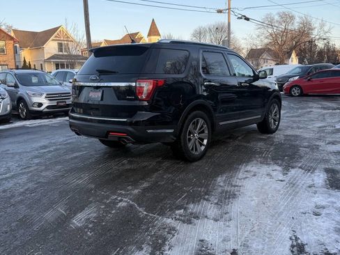 Used 2018 Ford Explorer Limited w/ Ford Safe & Smart Package image 13