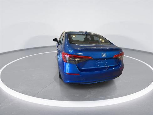 Used 2023 Honda Civic Sport image 7