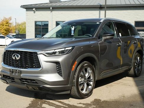 Used 2024 INFINITI QX60 Luxe image 3