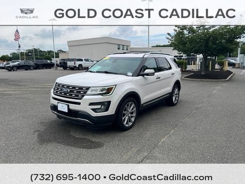 Used 2017 Ford Explorer Limited w/ Equipment Group 301A AWD/4WD image 1