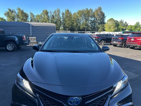 Used 2023 Toyota Camry XSE FWD image 24