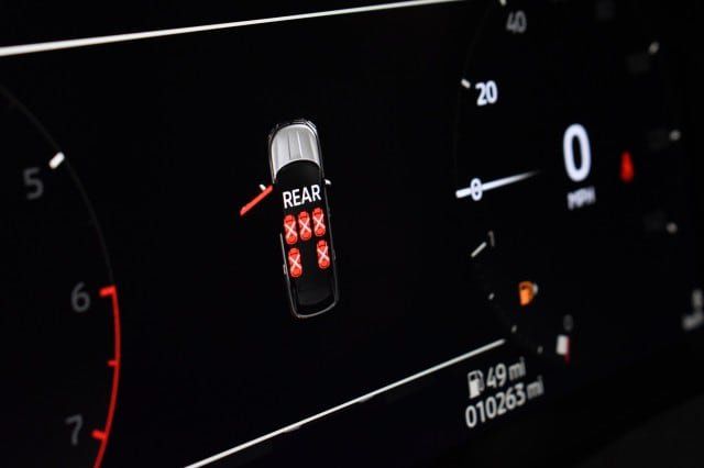 Used 2025 Mitsubishi Outlander AWD image 30