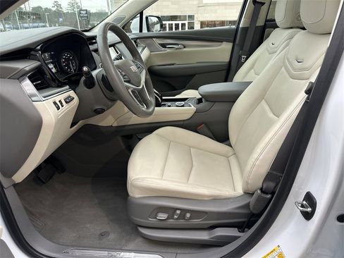 Certified 2023 Cadillac XT5 Premium Luxury w/ Technology Package image 9