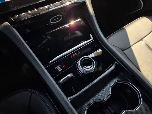 New 2026 Jeep Grand Cherokee L Limited AWD/4WD image 23