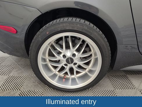 Used 2018 FIAT 124 Spider Classica RWD image 17