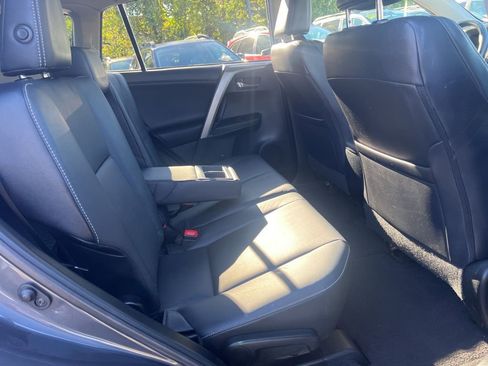 Used 2014 Toyota RAV4 Limited image 36