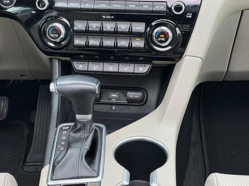 Used 2021 Kia Sportage EX w/ EX Technology Package image 14