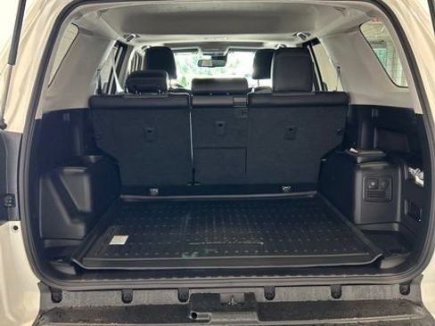 Used 2023 Toyota 4Runner SR5 Premium w/ Moonroof Package AWD/4WD image 9
