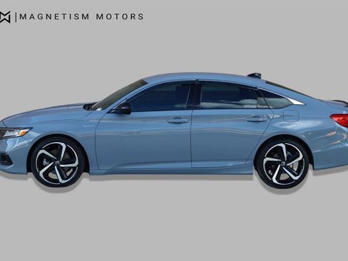 Used 2022 Honda Accord Sport image 3