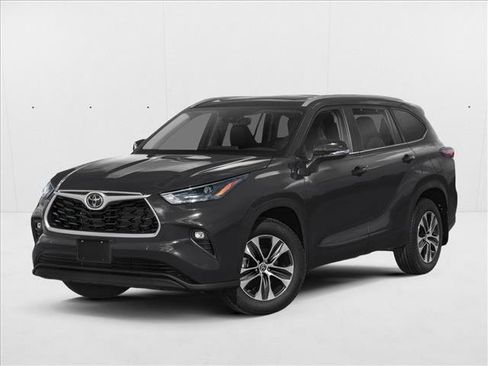 New 2026 Toyota Highlander XLE image 1