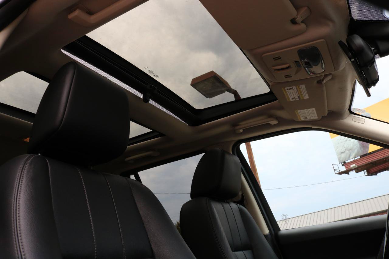 Used 2014 Land Rover LR2 AWD/4WD image 40