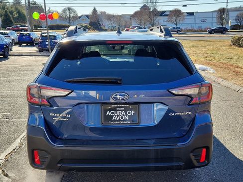 Used 2020 Subaru Outback Premium image 6