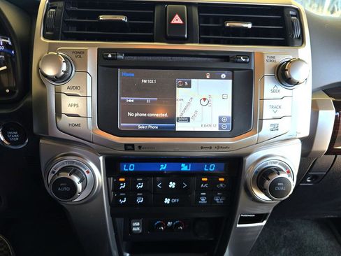 Used 2016 Toyota 4Runner Limited image 14