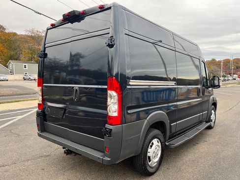 Used 2015 RAM ProMaster 2500 w/ Interior Convenience Group image 2