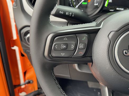 New 2025 Jeep Wrangler Willys AWD/4WD image 20