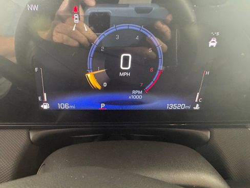 Used 2026 Chevrolet TrailBlazer LT w/ Convenience Package FWD image 4
