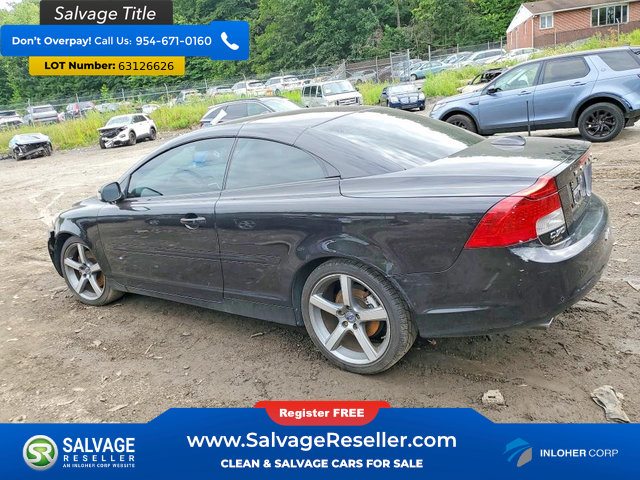 Used 2011 Volvo C70 T5 w/ Convenience Pkg FWD image 3