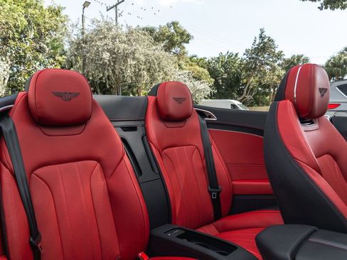 Used 2023 Bentley Continental GT Mulliner image 23