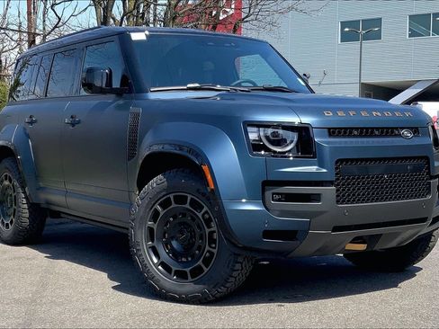 New 2026 Land Rover Defender 110 OCTA AWD/4WD image 2