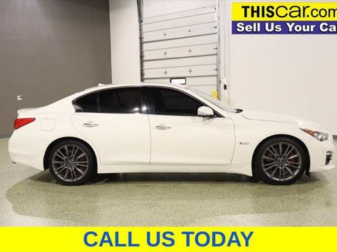 Used 2017 INFINITI Q50 Red Sport 400 RWD image 9