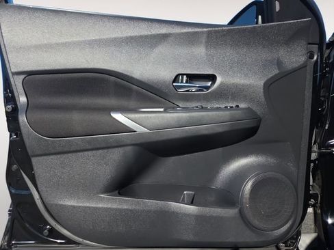 Used 2023 Nissan Kicks SV image 16