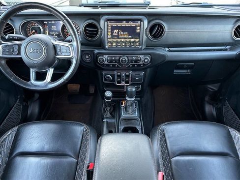 Used 2021 Jeep Gladiator Overland image 13