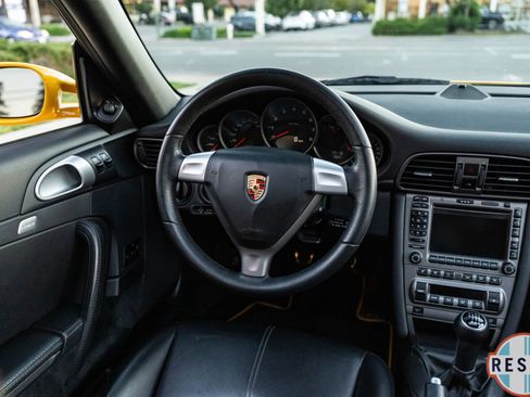 Used 2005 Porsche 911 Carrera image 37