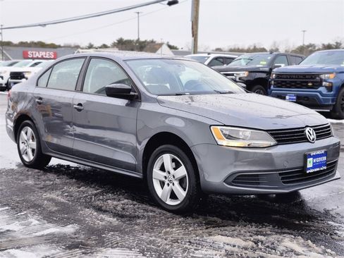 Used 2012 Volkswagen Jetta 2.0L Base image 7