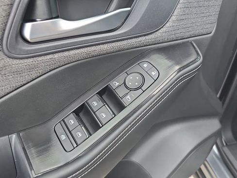 Certified 2023 Nissan Rogue SV FWD image 19